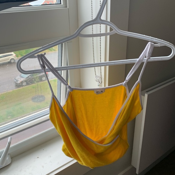 Tank tops - Picture 3 of 15